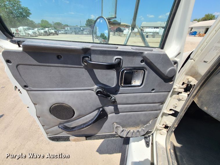 image for item DI6103 2006 Western Star 4900SA  dump truck