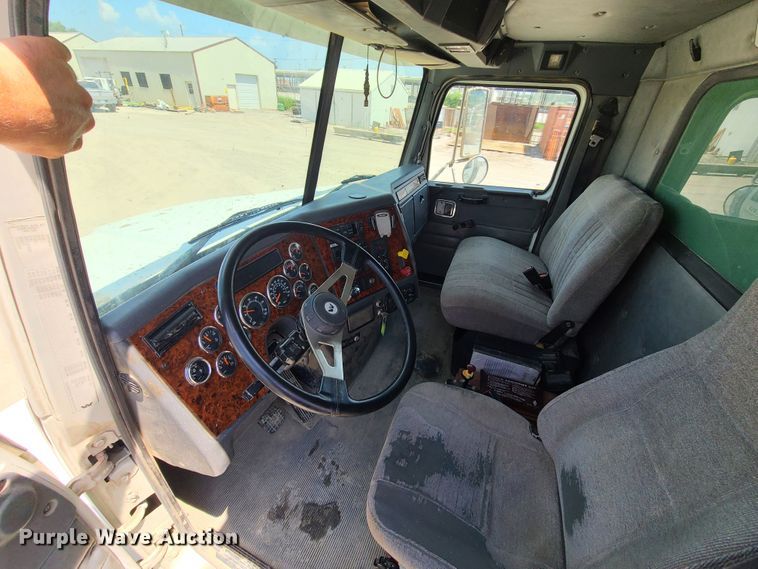 image for item DI6103 2006 Western Star 4900SA  dump truck