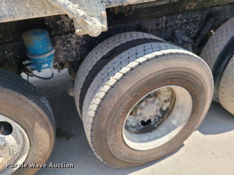 image for item DI6103 2006 Western Star 4900SA  dump truck