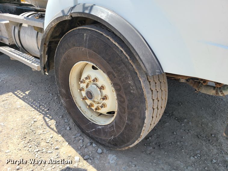 image for item DI6103 2006 Western Star 4900SA  dump truck