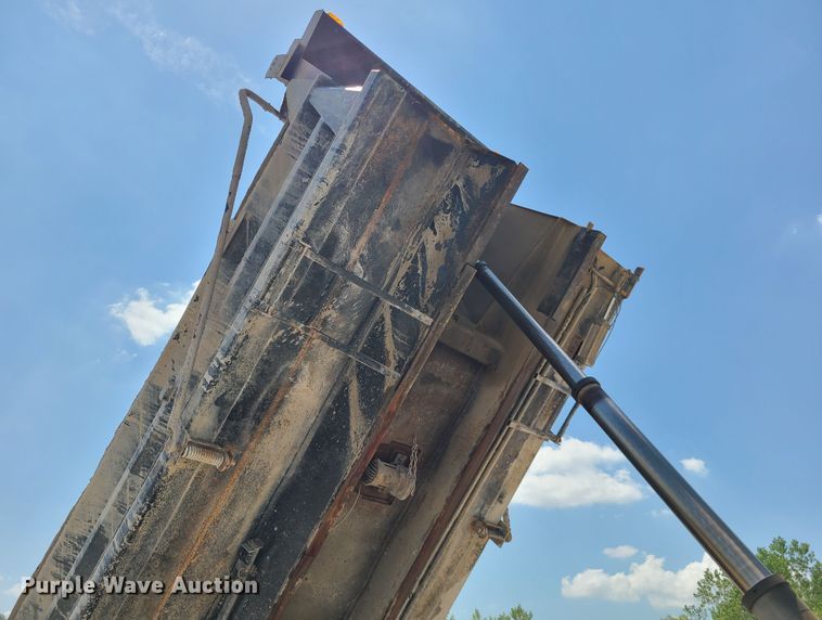 image for item DI6103 2006 Western Star 4900SA  dump truck