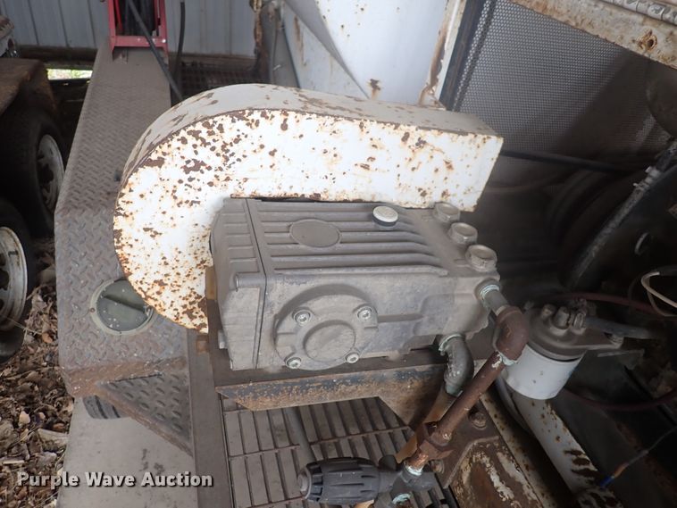 image for item DJ5692 2000 Vacuum Source V-T/800D  vacuum excavator