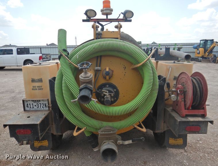 image for item DJ8469 2014 Vac-Tron LP533DT  vacuum excavator