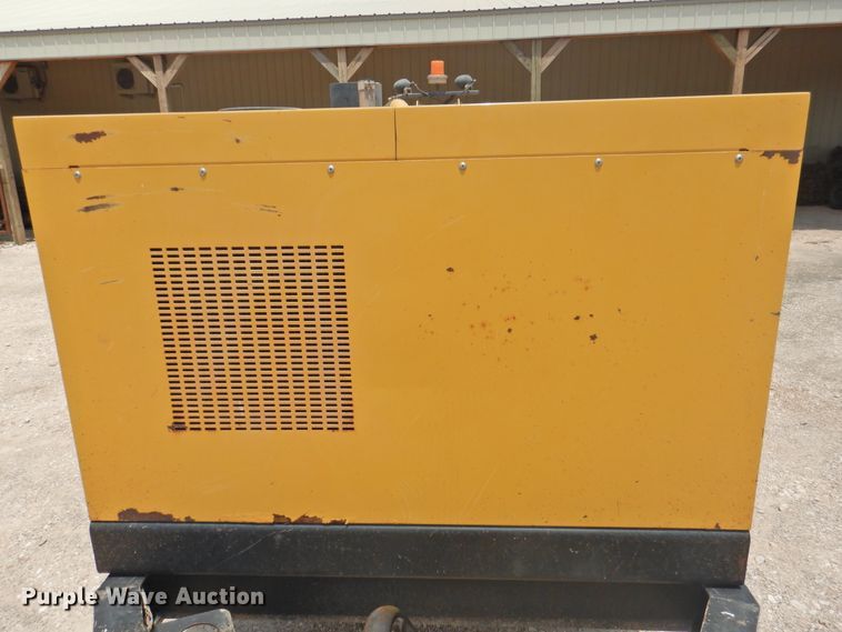 image for item DJ8469 2014 Vac-Tron LP533DT  vacuum excavator