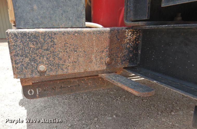 image for item DJ8469 2014 Vac-Tron LP533DT  vacuum excavator