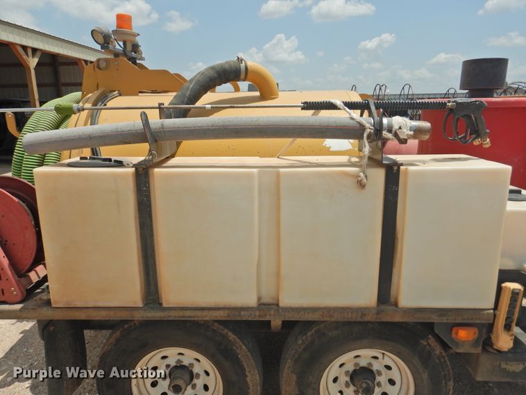 image for item DJ8469 2014 Vac-Tron LP533DT  vacuum excavator