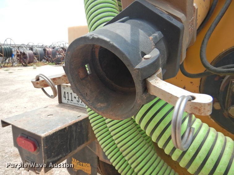 image for item DJ8469 2014 Vac-Tron LP533DT  vacuum excavator