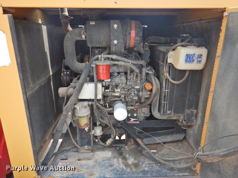 image for item DJ8469 2014 Vac-Tron LP533DT  vacuum excavator