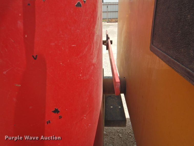 image for item DJ8469 2014 Vac-Tron LP533DT  vacuum excavator