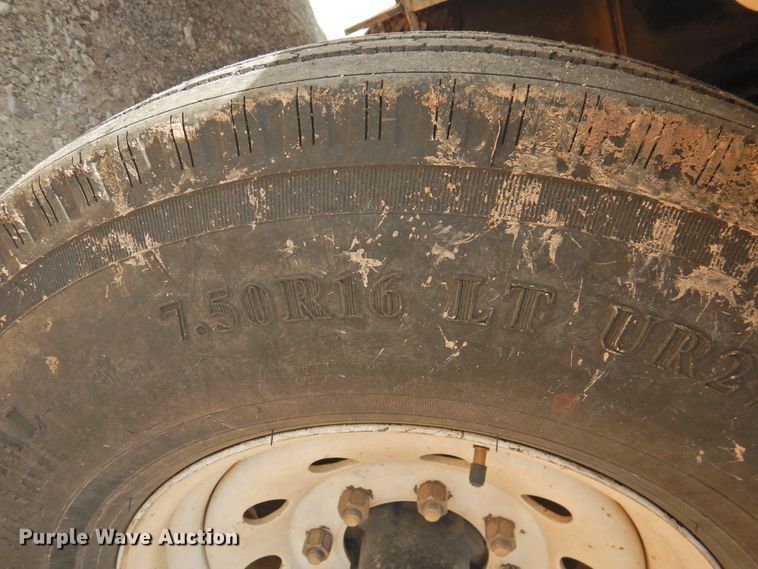 image for item DJ8469 2014 Vac-Tron LP533DT  vacuum excavator