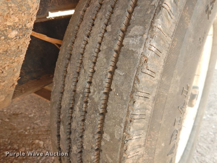 image for item DJ8469 2014 Vac-Tron LP533DT  vacuum excavator