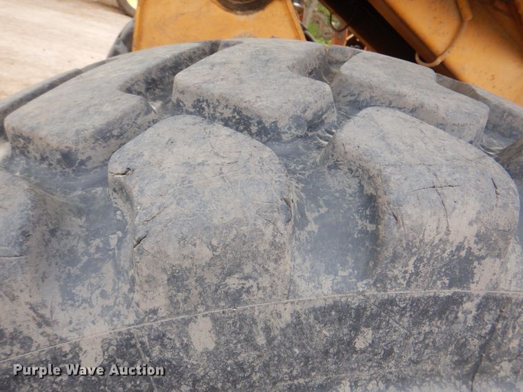 image for item DJ8740 2006 Case 325  haul truck