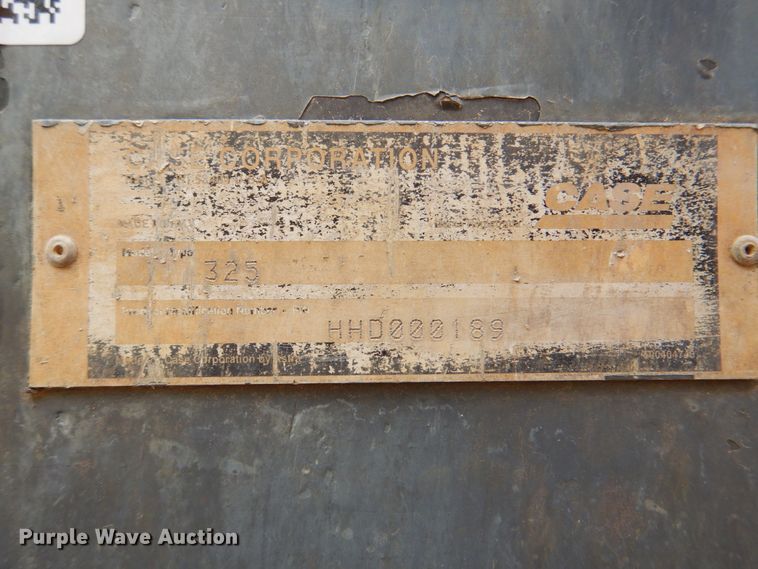 image for item DJ8740 2006 Case 325  haul truck