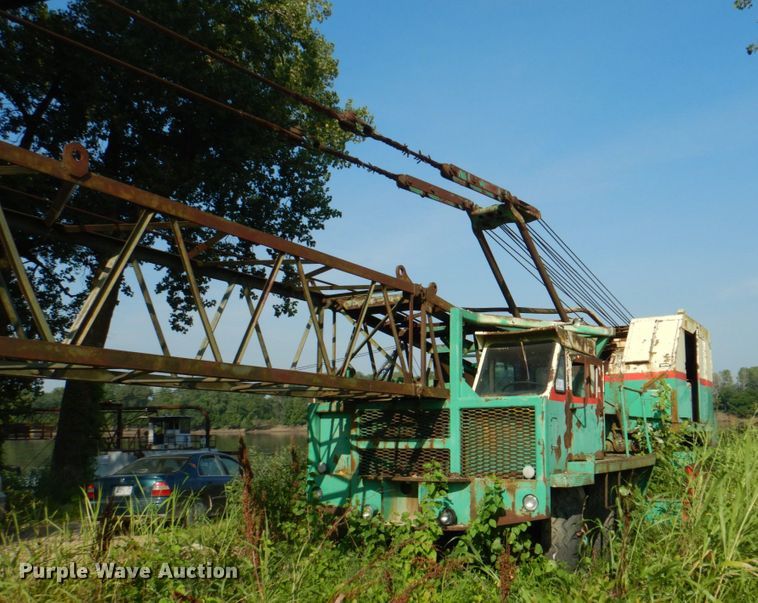 image for item DL0094 Bucyrus Erie 30-8  truck crane