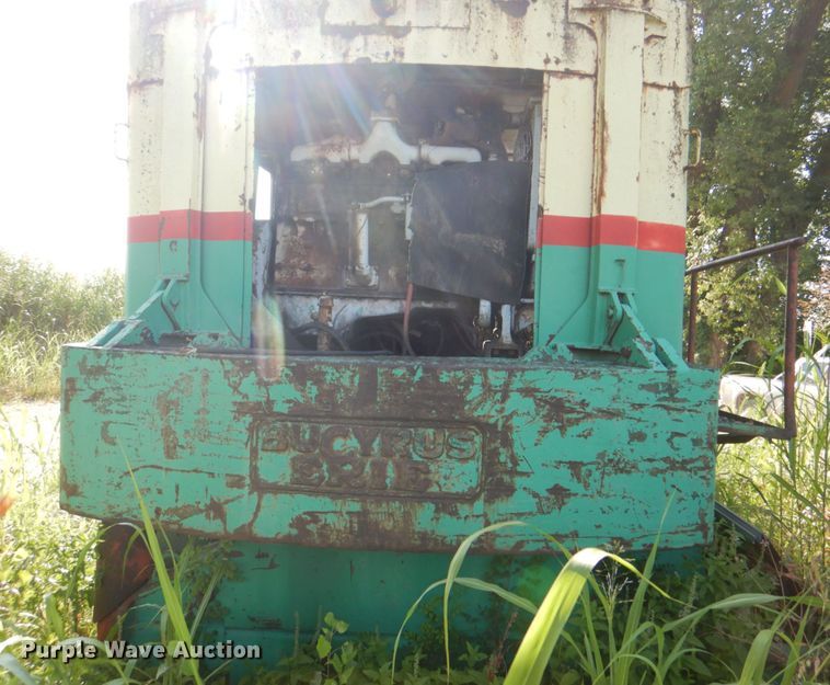 image for item DL0094 Bucyrus Erie 30-8  truck crane