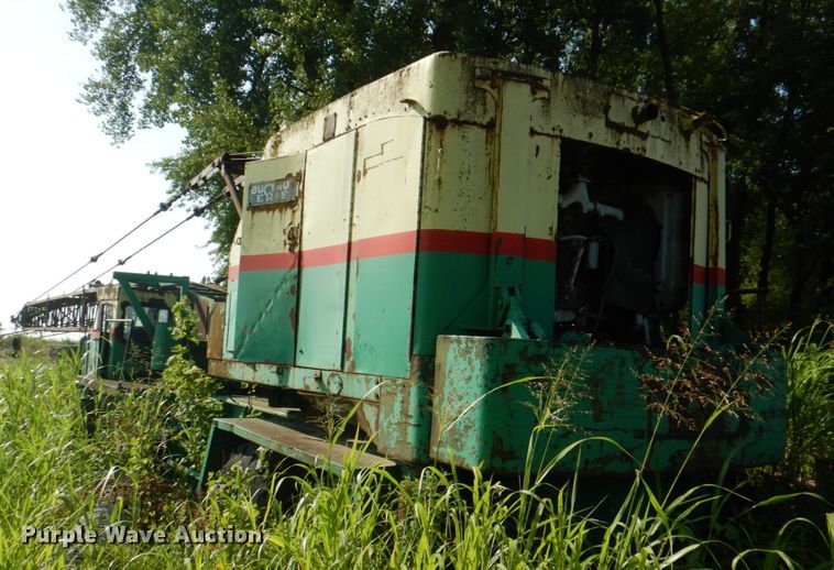 image for item DL0094 Bucyrus Erie 30-8  truck crane