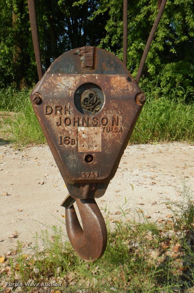 image for item DL0094 Bucyrus Erie 30-8  truck crane