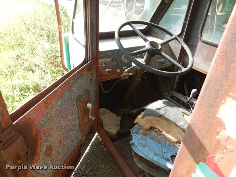 image for item DL0094 Bucyrus Erie 30-8  truck crane