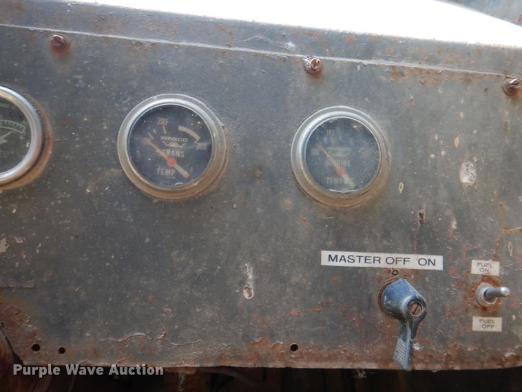 image for item DL0094 Bucyrus Erie 30-8  truck crane