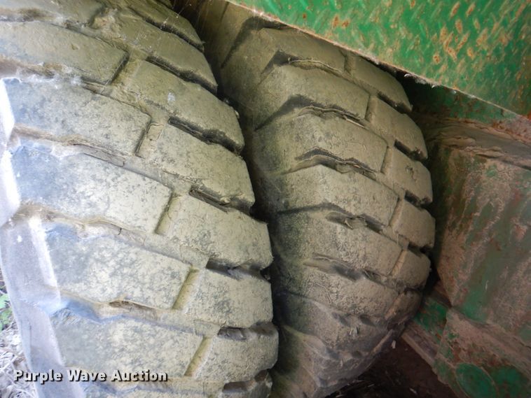 image for item DL0094 Bucyrus Erie 30-8  truck crane