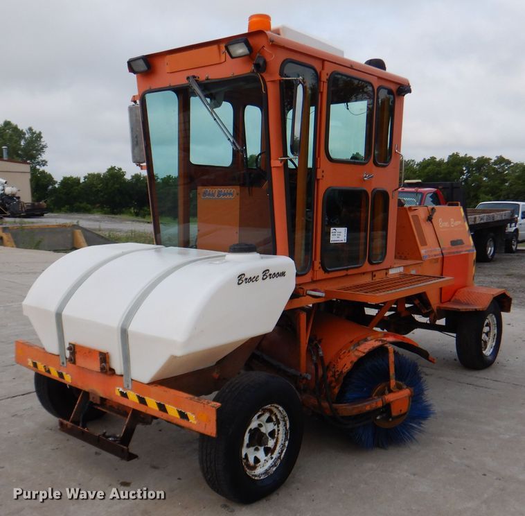 image for item DL3408 1998 Broce RC350  broom