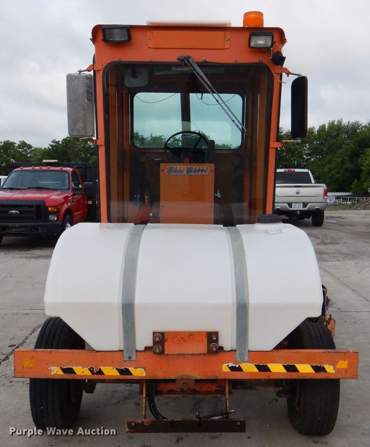 image for item DL3408 1998 Broce RC350  broom