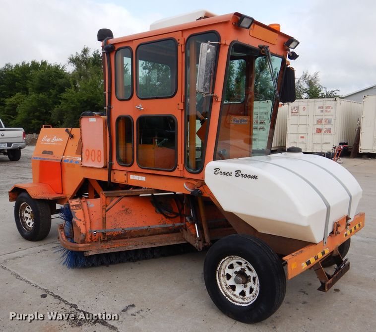 image for item DL3408 1998 Broce RC350  broom