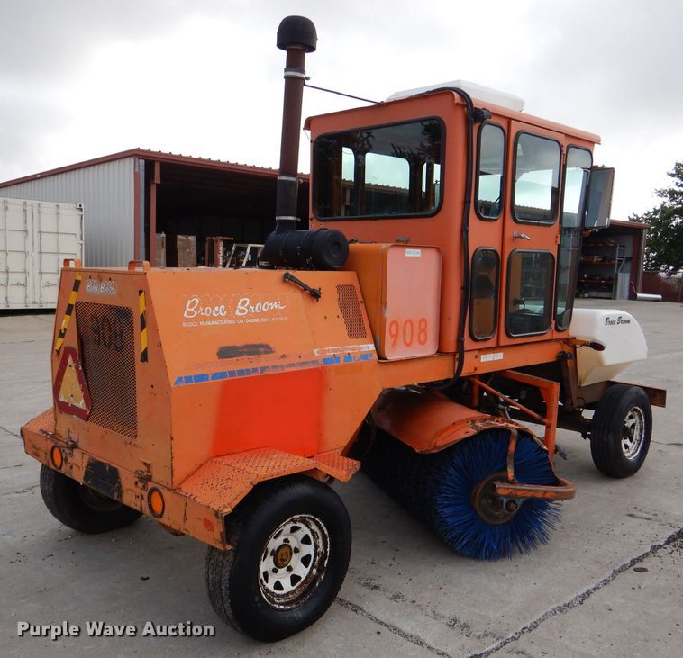 image for item DL3408 1998 Broce RC350  broom