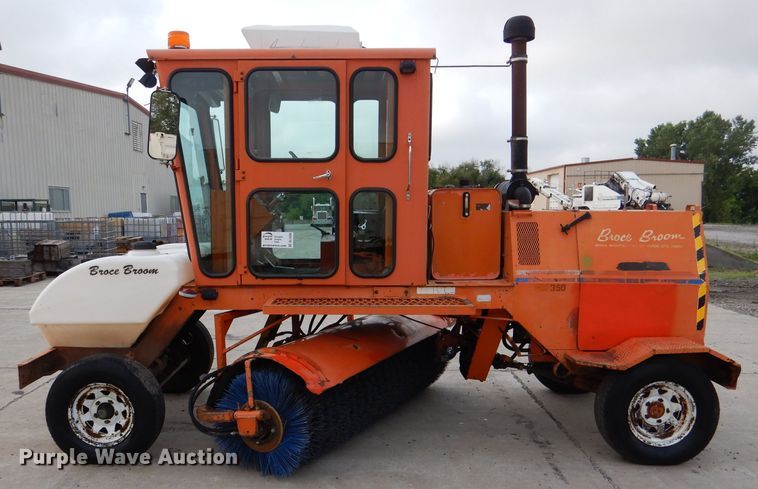 image for item DL3408 1998 Broce RC350  broom