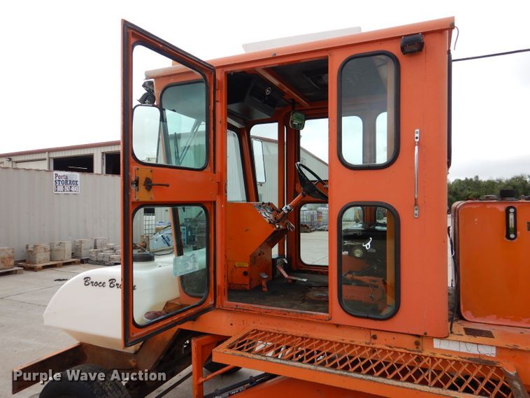 image for item DL3408 1998 Broce RC350  broom