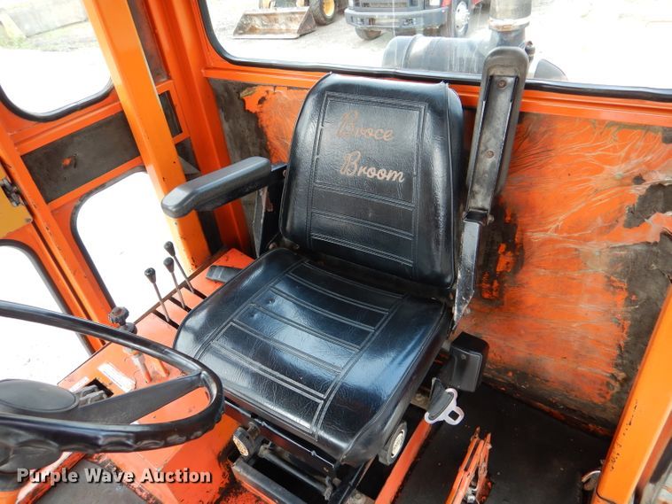 image for item DL3408 1998 Broce RC350  broom