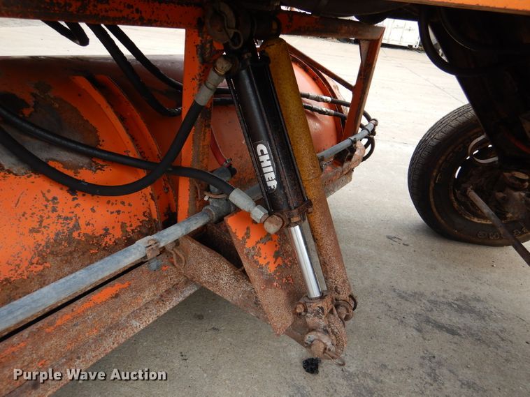 image for item DL3408 1998 Broce RC350  broom