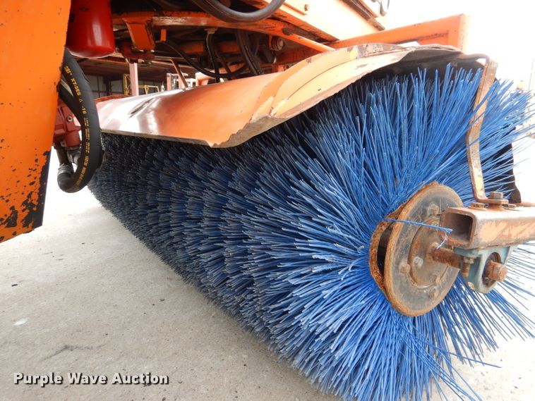 image for item DL3408 1998 Broce RC350  broom