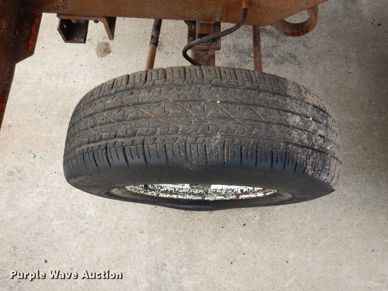 image for item DL3408 1998 Broce RC350  broom