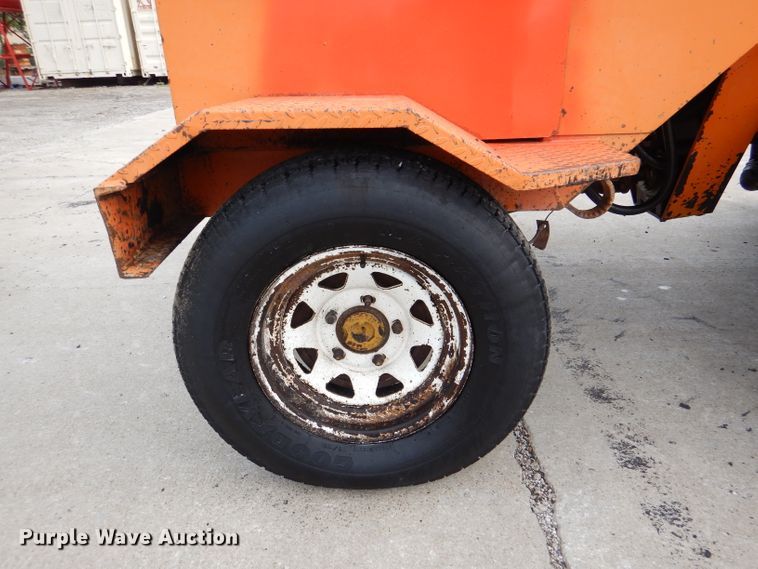 image for item DL3408 1998 Broce RC350  broom