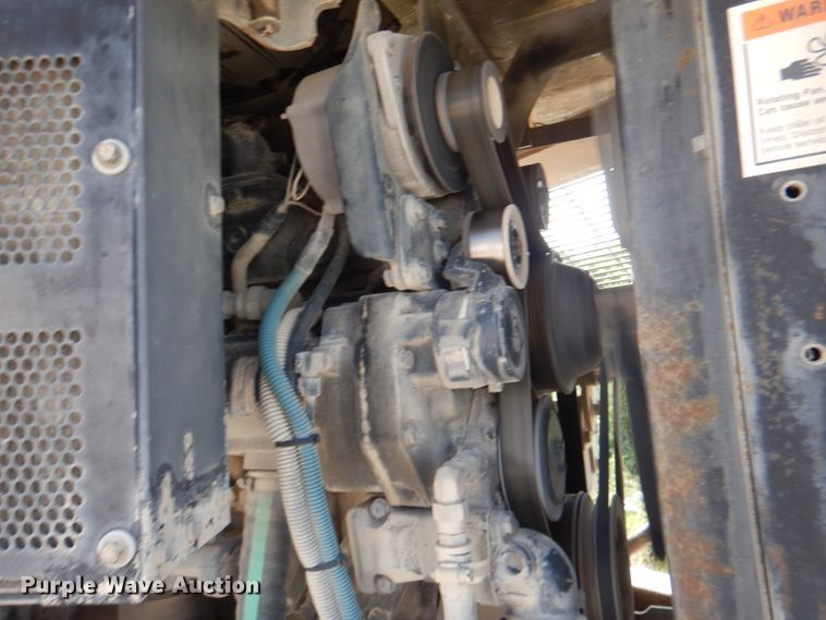 image for item DL3424 2002 Elgin Pelican Series P  street sweeper