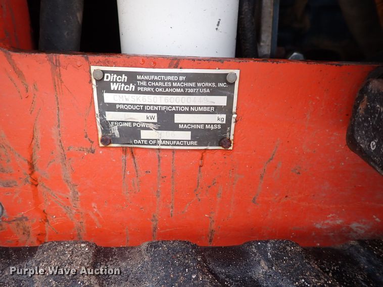 image for item DL7611 2006 Ditch Witch SK650  compact utility loader