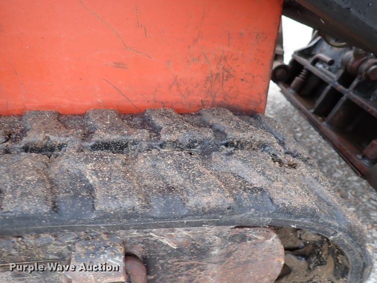 image for item DL7611 2006 Ditch Witch SK650  compact utility loader