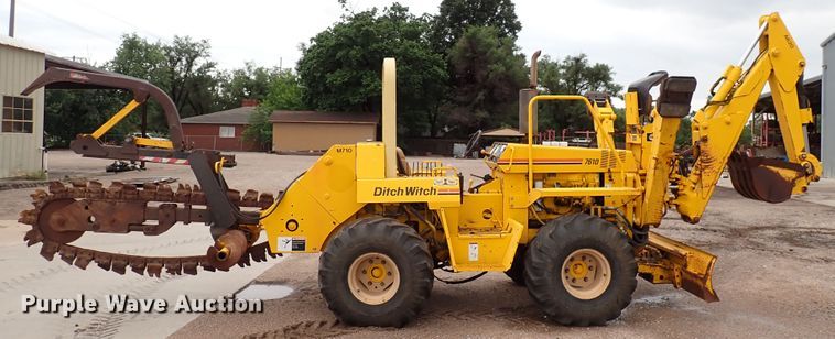 image for item DL7617 Ditch Witch 7610  trencher