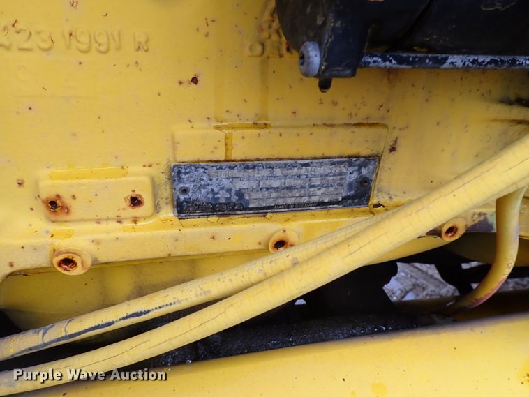 image for item DL7617 Ditch Witch 7610  trencher