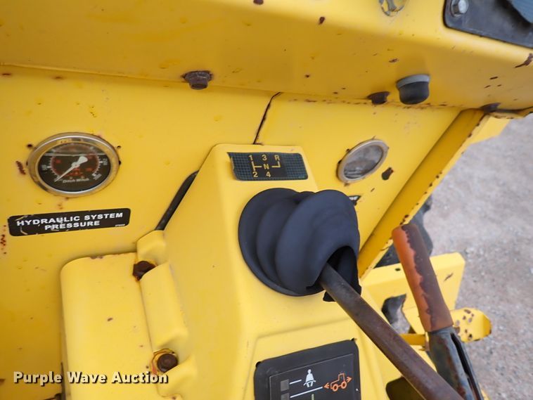 image for item DL7617 Ditch Witch 7610  trencher