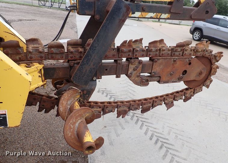 image for item DL7617 Ditch Witch 7610  trencher