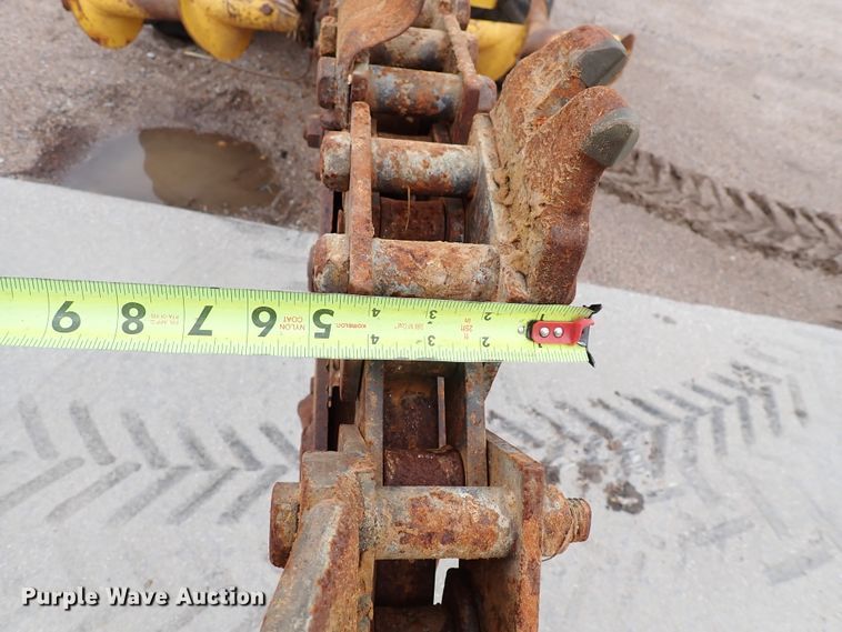 image for item DL7617 Ditch Witch 7610  trencher