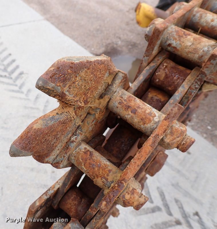 image for item DL7617 Ditch Witch 7610  trencher