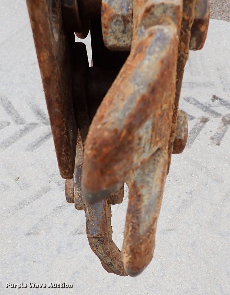 image for item DL7617 Ditch Witch 7610  trencher