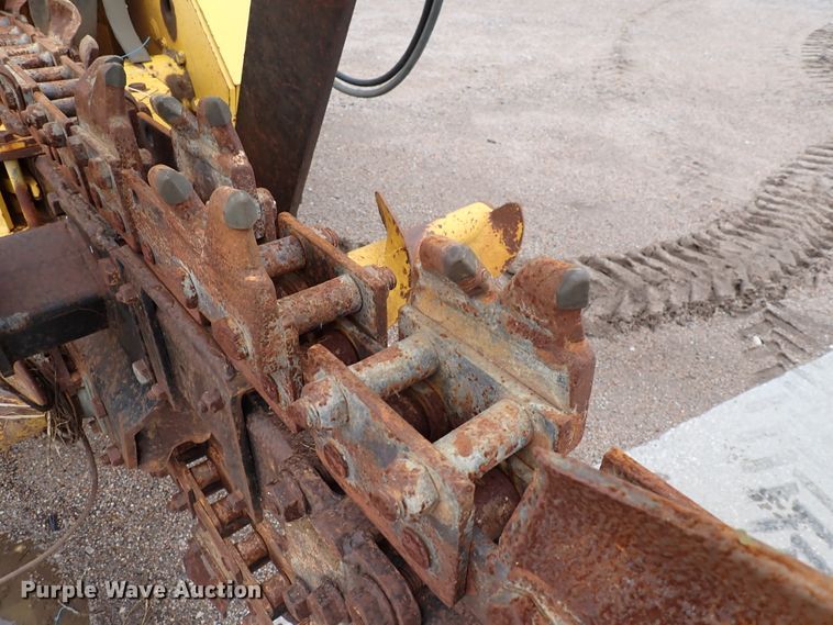 image for item DL7617 Ditch Witch 7610  trencher