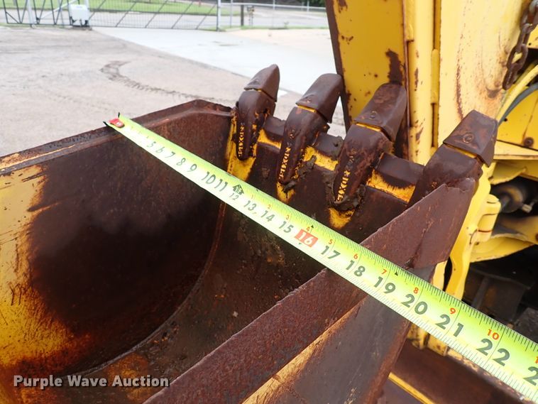 image for item DL7617 Ditch Witch 7610  trencher