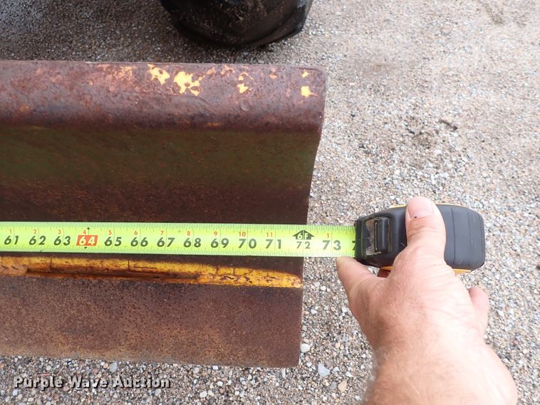 image for item DL7617 Ditch Witch 7610  trencher