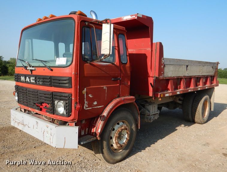 image for item DM0496 1987 Mack MS200P  dump truck
