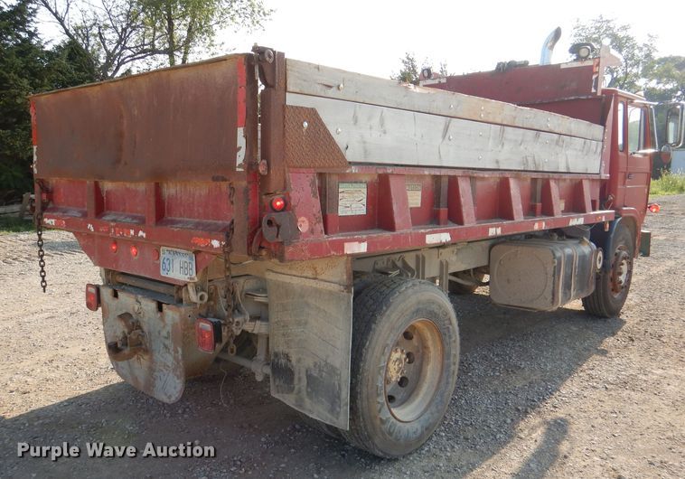 image for item DM0496 1987 Mack MS200P  dump truck